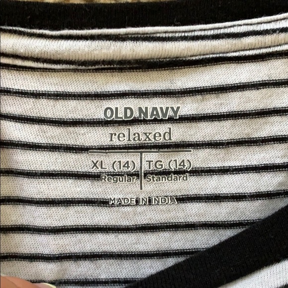 Striped t shirt from Old Navy - Picture 2 of 3